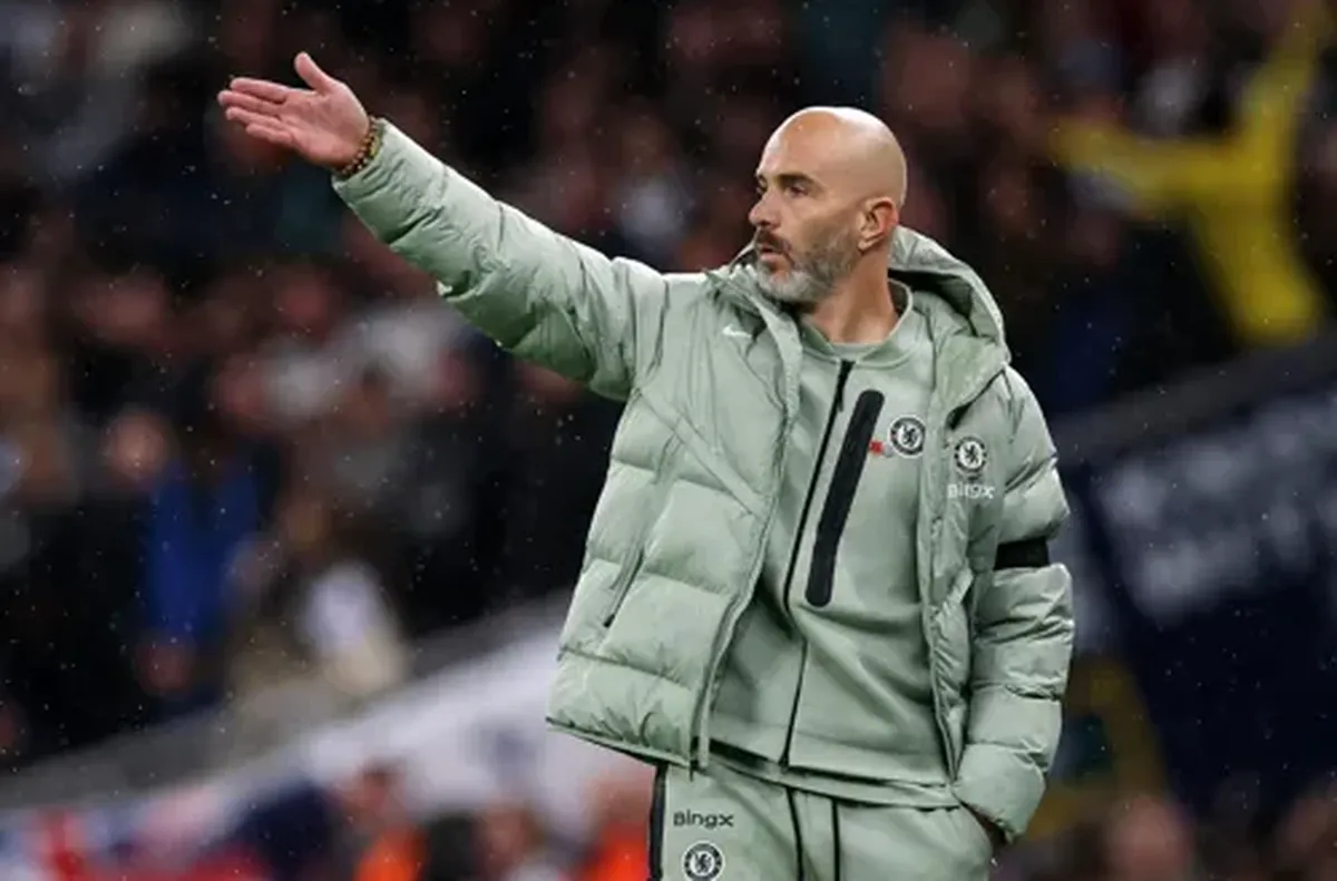 Рамото му изглежда доста зле допълни треньорът на Челси Нападателят