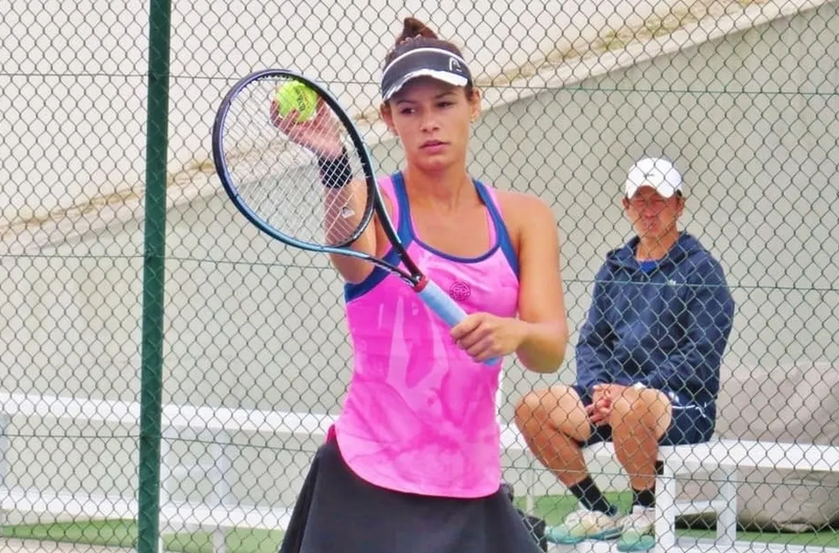 Българката допусна обрат Юлия Стаматова отпадна на полуфиналите на сингъл