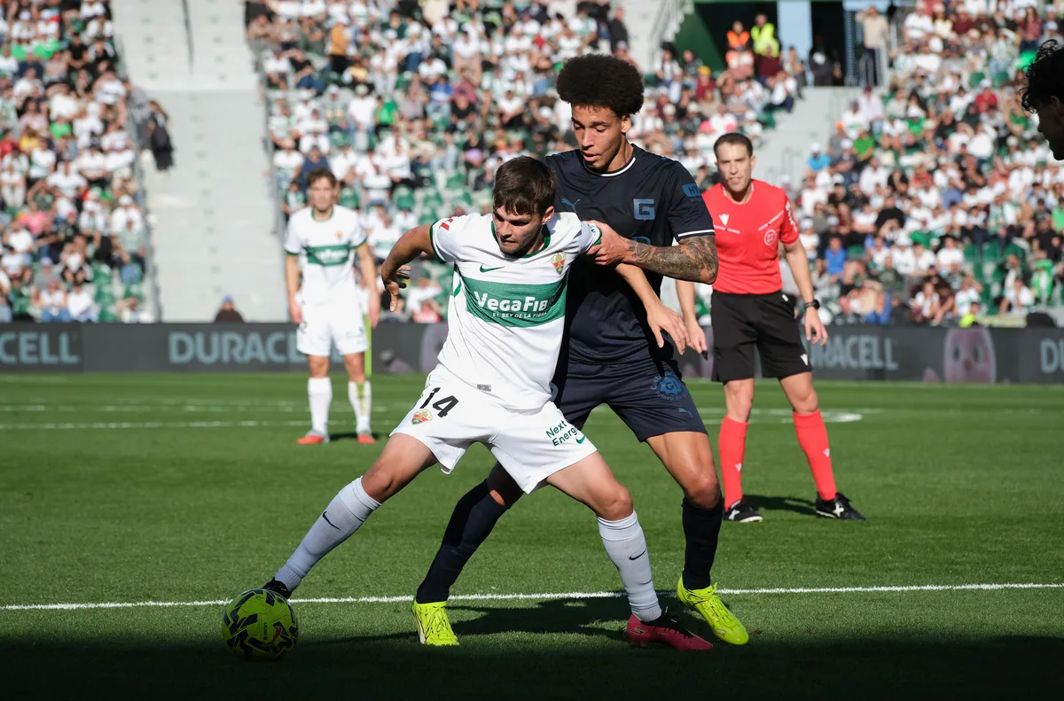 Рафи Мир герой с 2 гола за крайното 3 0 Отборът