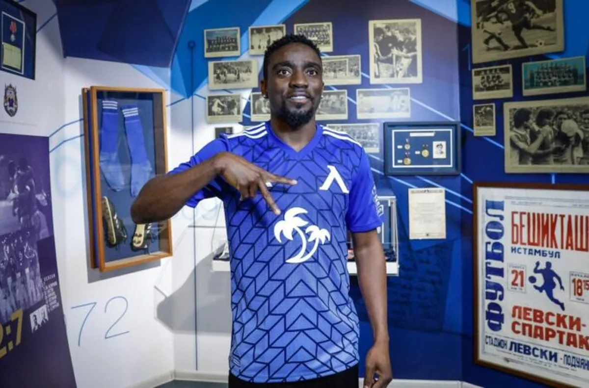 Локомотив София ще се пробва за халф на Левски Става