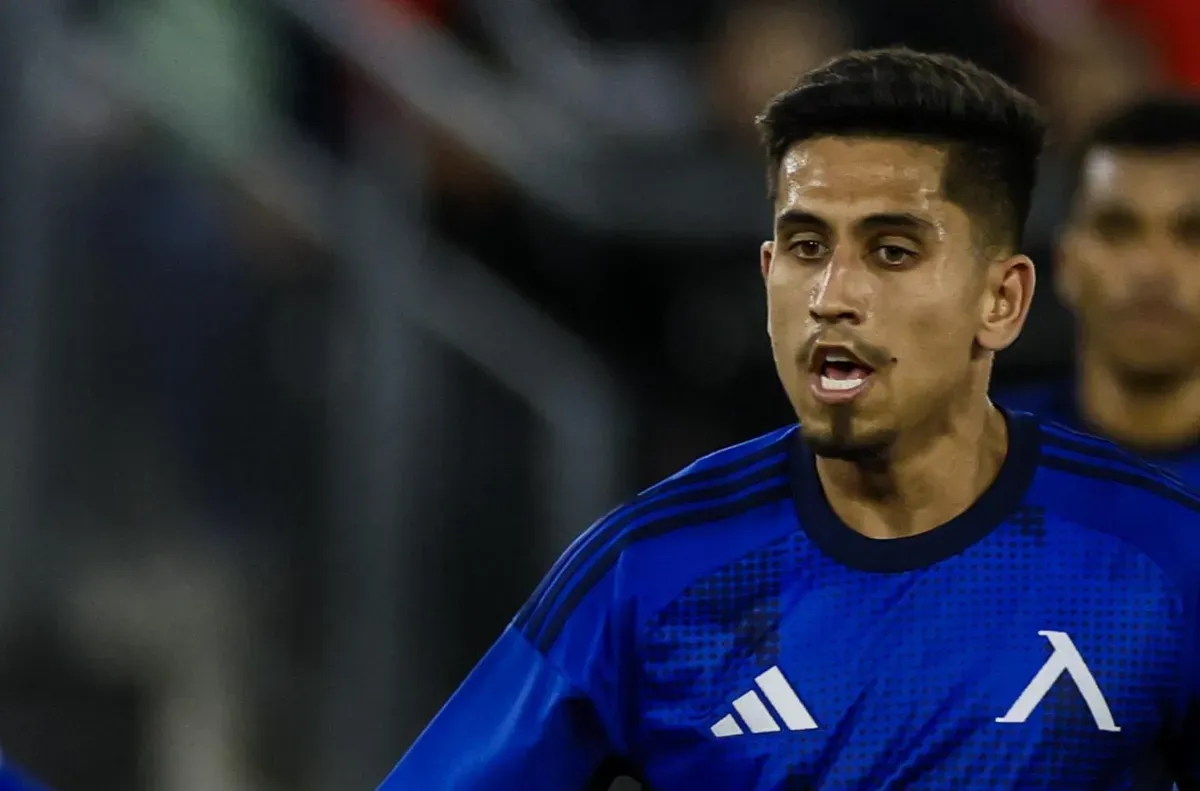 Полузащитникът на Левски Асен Митков е станал жертва на жесток тормоз