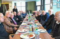 Георги Иванов събра родни легенди на Коледен обяд на ветераните