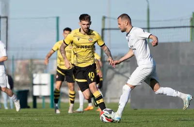 Няколко клуба от Втора лига с мераци към напусналия Спортист (Своге) Стоян Славков