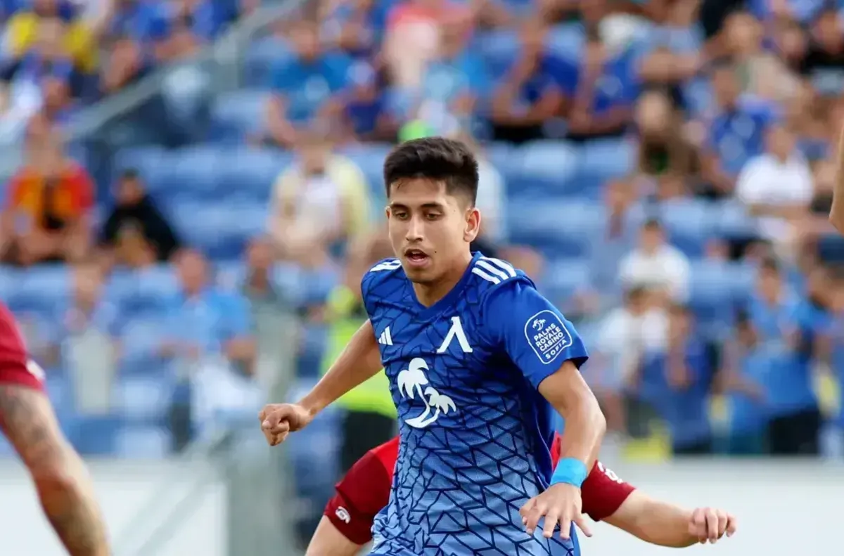 Халфът е с контузия Халфът на Левски Асен Митков пропуска