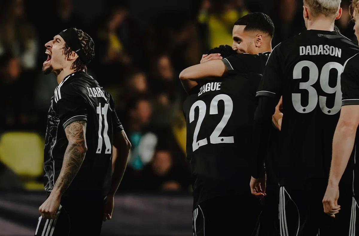 Датчаните спечелиха с 3 2 и оставиха Жълтата подводница без победа