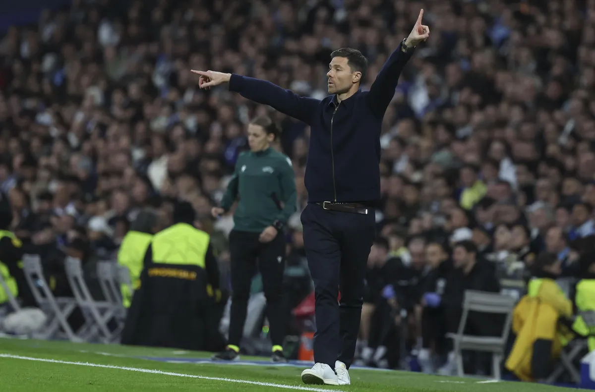 Само с една победа в последните пет кръга и четири