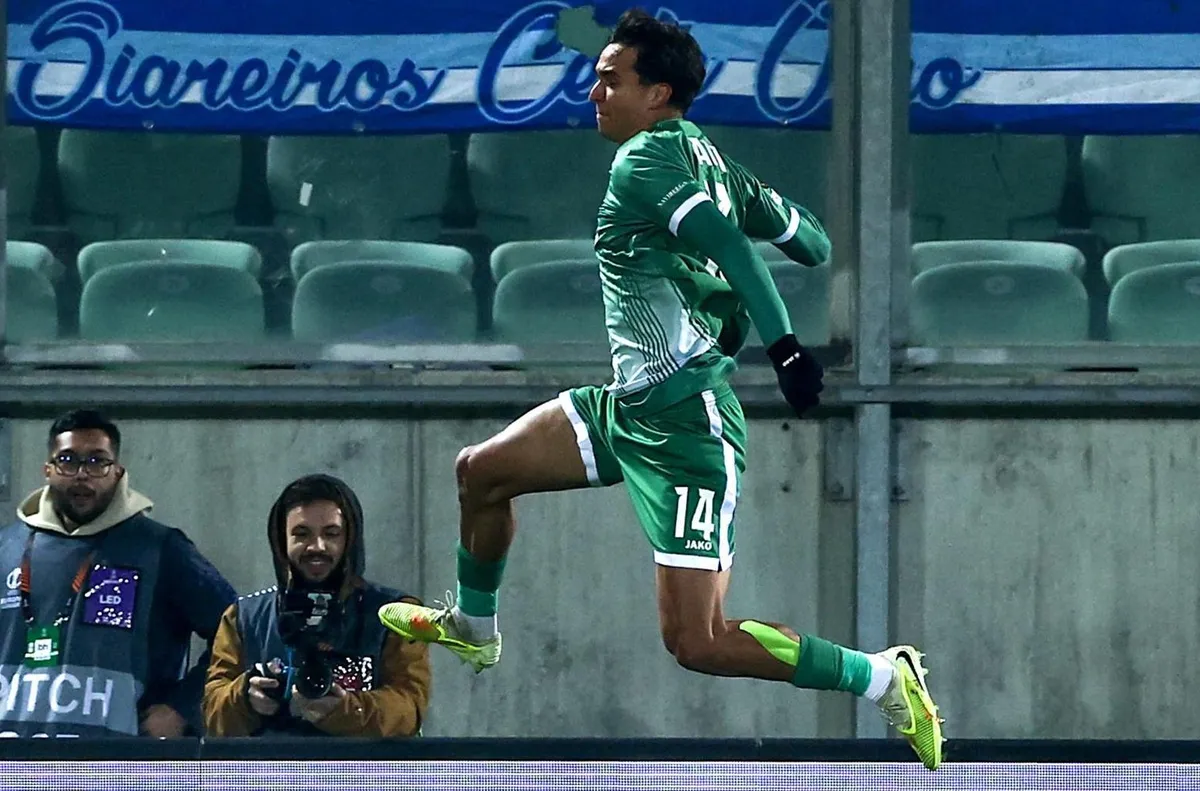 Петър Станич вече има 6 попадения за орлите Сръбският халф