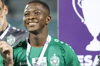 Агибу Камара от Лудогорец претърпя операция