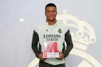 Играч на месеца в Реал (Мадрид) отново е Мбапе