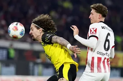 Фрайбург и Борусия Дортмунд поделиха точките