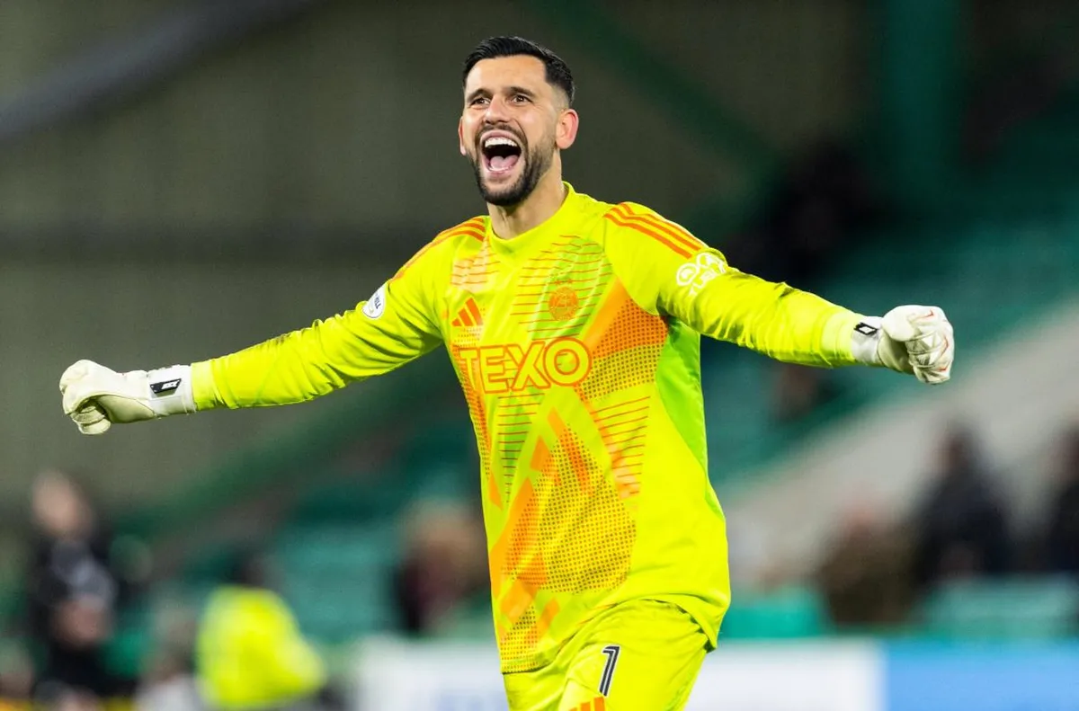 Отборът на българина записа успех с 2 1 Българският вратар