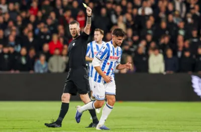 Християн Петров се завърна в игра за Хееренвеен при класика като гост над Спарта