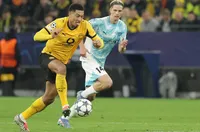 Борусия Дортмунд подкрепи Джоб Белингам след червения картон