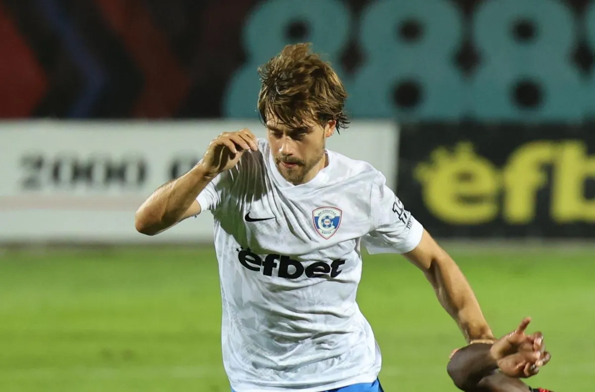 Бизнесменът пусна колаж на футболиста с екипа на Спартак Варна