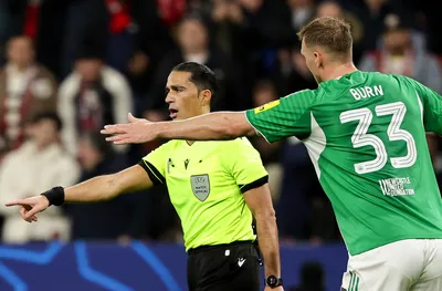 Шок за Нюкасъл, основен защитник аут за дълго