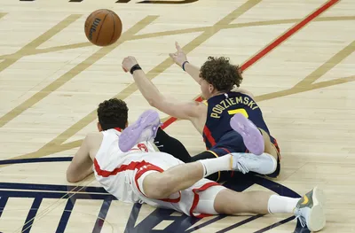 Скочиха на съдиите в НБА