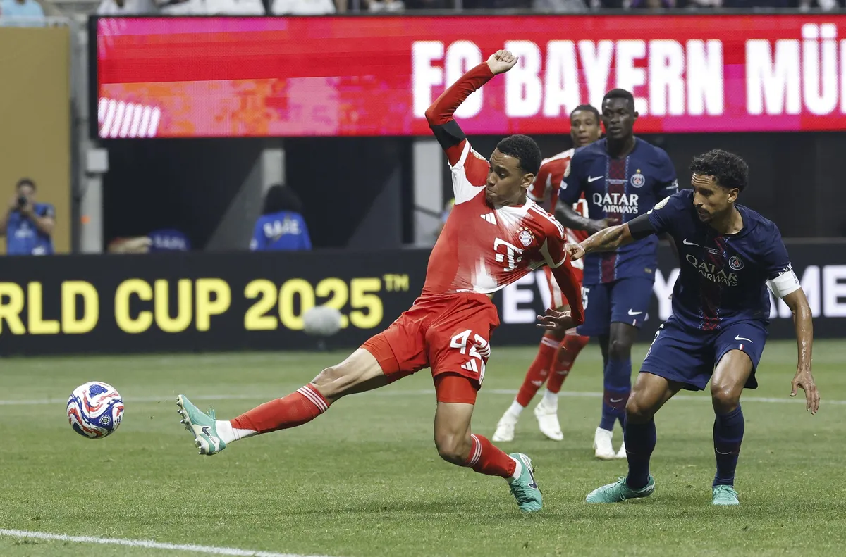 Звездата на Байерн Мюнхен Джамал Мусиала е все по близо