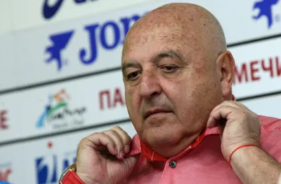 Славия отмъква юношеска звезда на Локо Сф