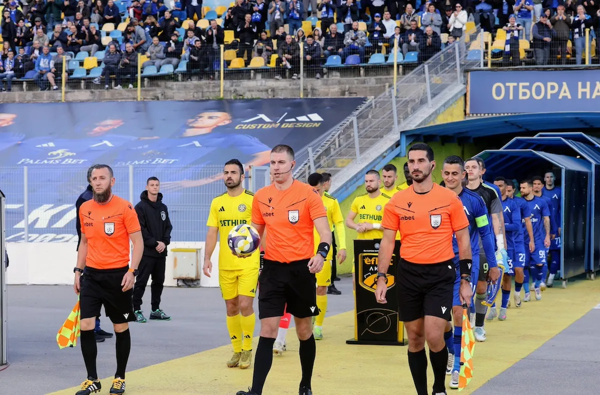 Роден съдия отличен от Forbes