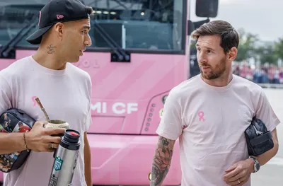 Нов договор за Люис Суарес в Маями