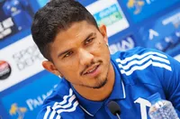 Евертон Бала на преглед в Бразилия