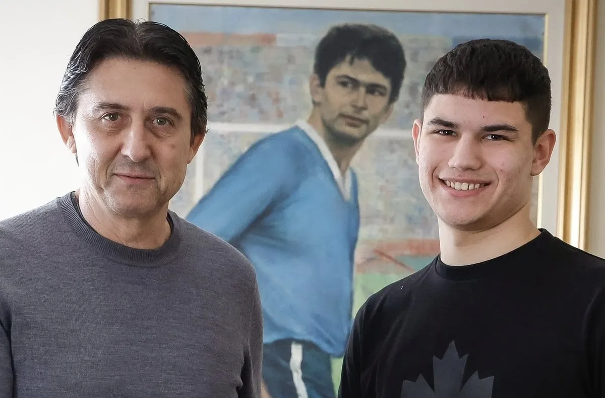 Радостин Стоилов парафира професионален договор Левски официално обяви че е