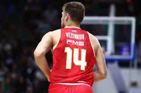 Везенков помогна на Олимпиакос да спре серията си от три поредни загуби в Евролигата