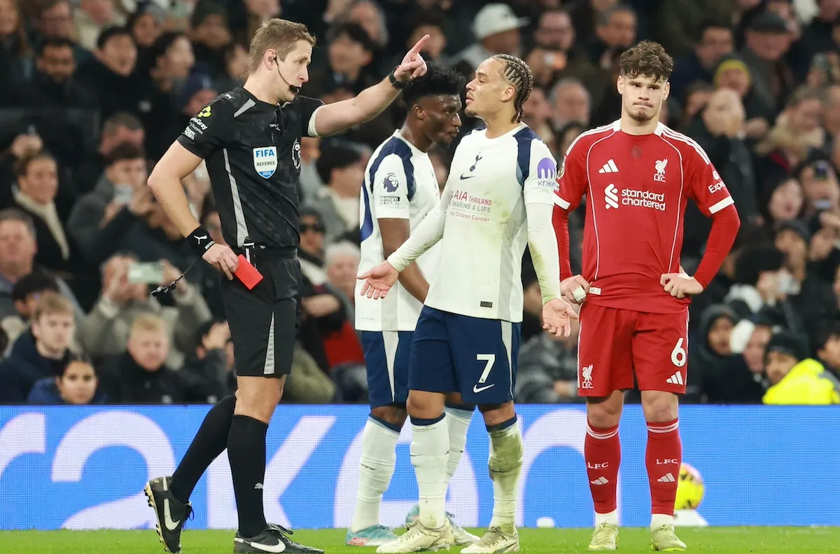 Исак остава резерва за гостите Тотнъм приема Ливърпул в здрав