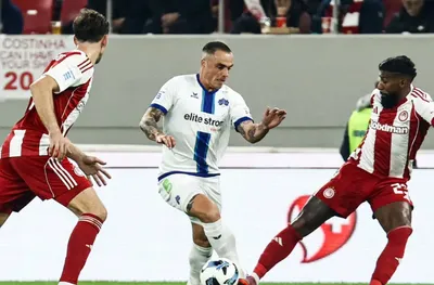 Алекс Петков и Кифисия стигнаха до точка срещу Олимпиакос