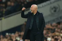 Слот: Накрая сякаш ние бяхме с девет играчи, а те с 11