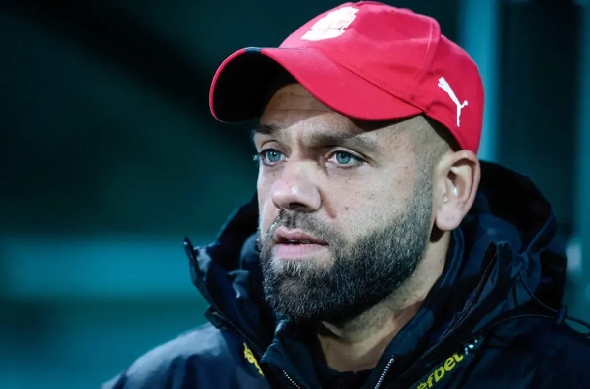 Очаква се в отбора да бъдат привлечени и нови футболисти