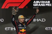 Ред Бул са сигурни, че Верстапен ще остане завинаги при тях