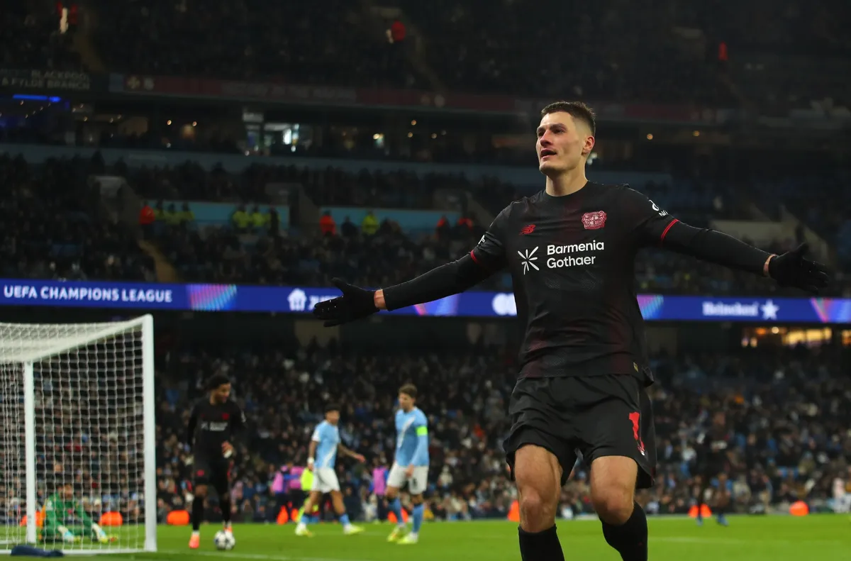 Патрик Шик подобри един от рекордите на Димитър Бербатов в