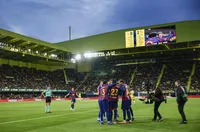 Барселона на четири точки пред Реал Мадрид след 2:0 над Виляреал