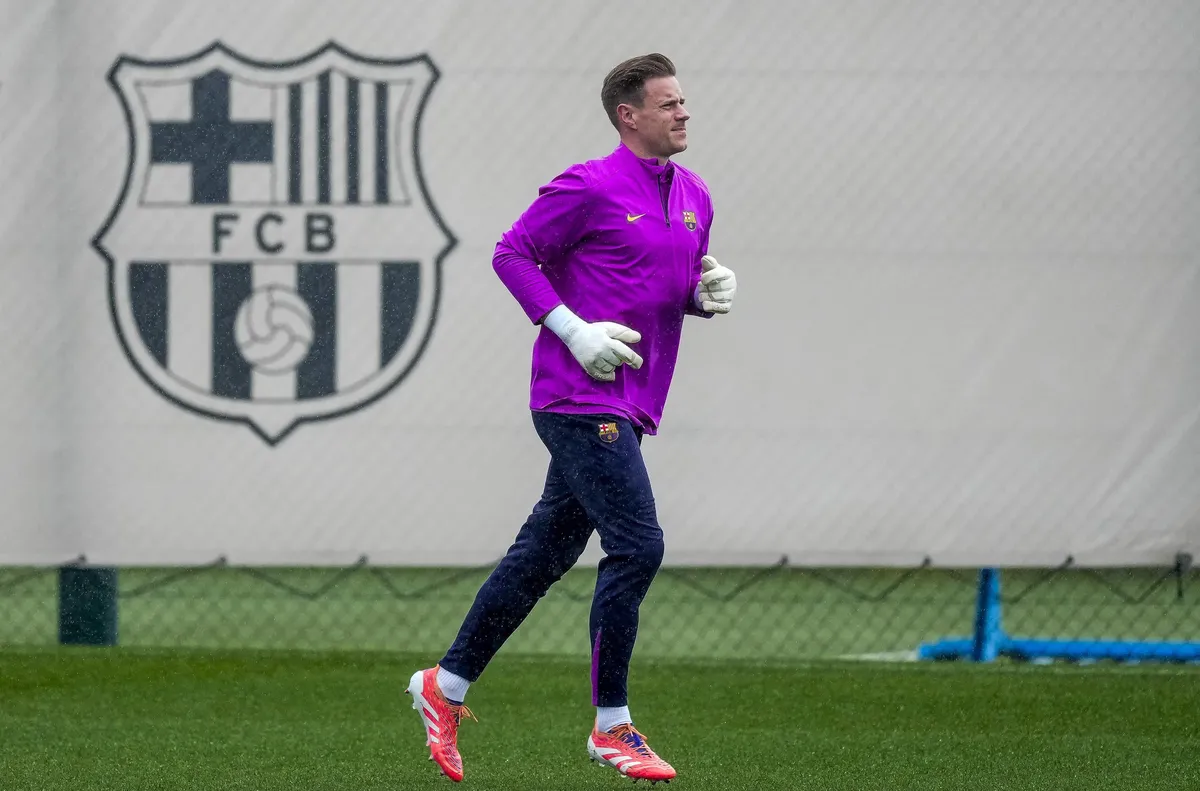 Вратарят Марк Андре тер Щеген остава основен кандидат за раздяла