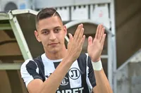 Сериозен интерес към напуснал Локо Пд 