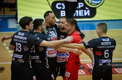 Локомотив Авиа ще зимува на върха в мъжкото волейболно първенство