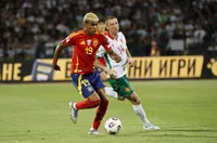 Ванилия, плюшени играчки и 12 милиона: Ямал още не е пораснал