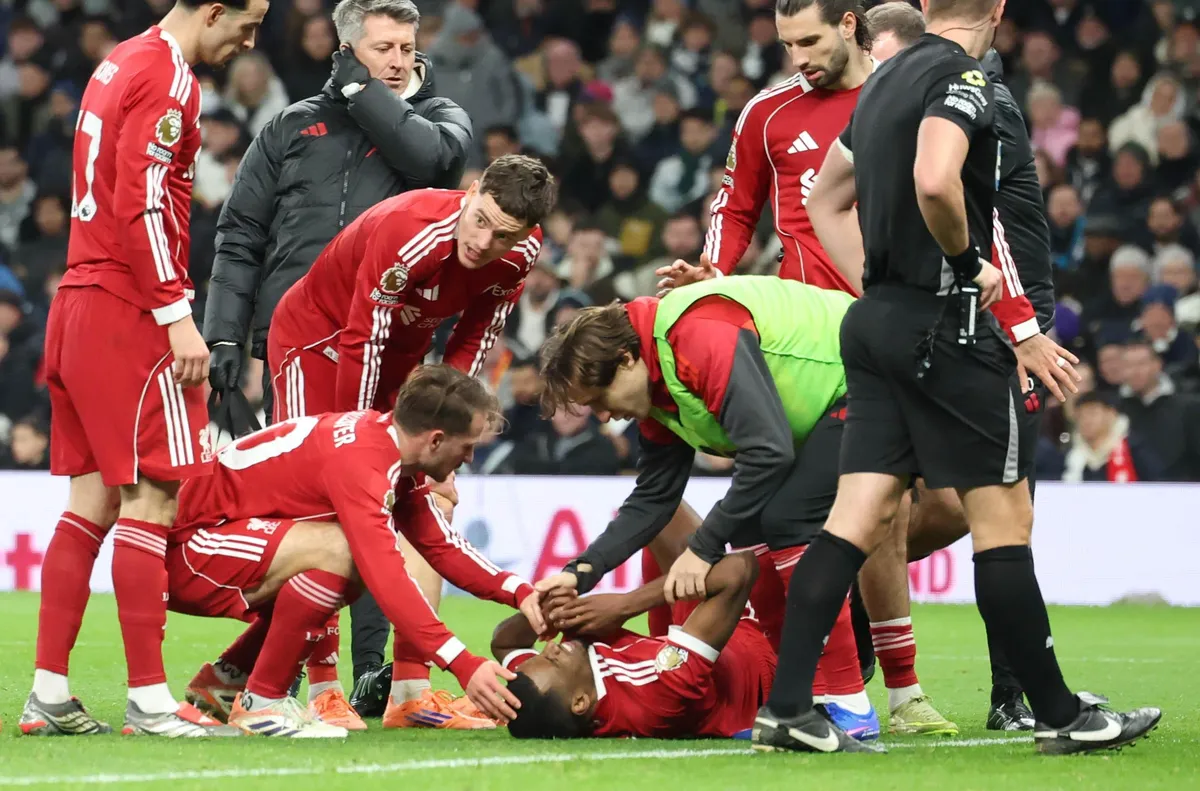 Мениджърът на Ливърпул разкритикува Мики ван де Вен Мениджърът на