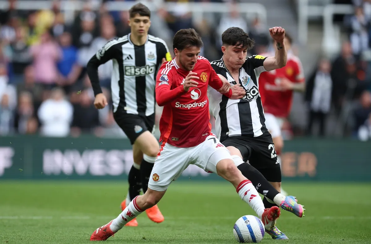 Първият коледен сблъсък във Висшата лига е повече от любопитен