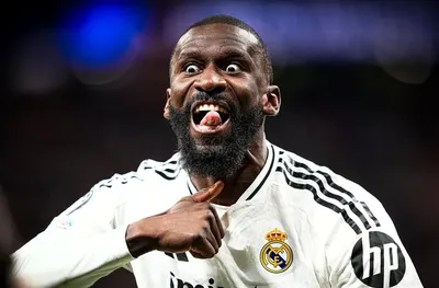 ПСЖ готви трансферна бомба