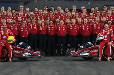 Хамилтън и Льоклер: Беше трудна година за Ферари