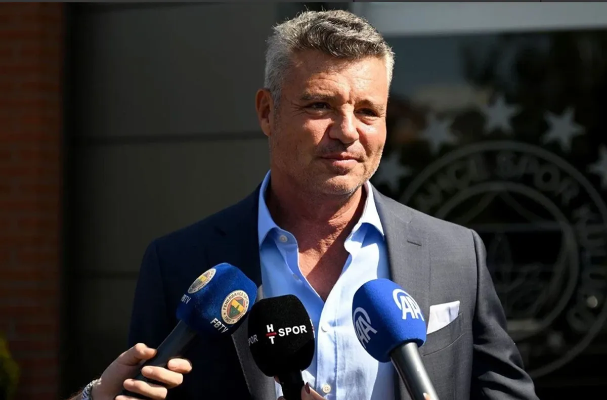 Президентът на Фенербахче Садетин Саран беше освободен от ареста под