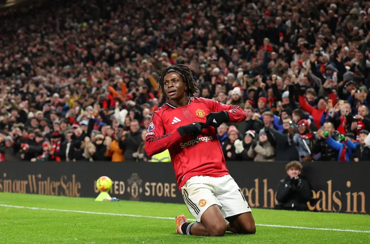 Дебютен гол на Доргу доближи червените дяволи до топ 4