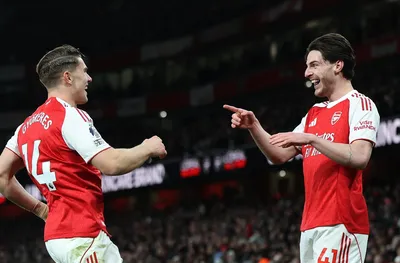 Арсенал си върна първото място след успех над Брайтън. 