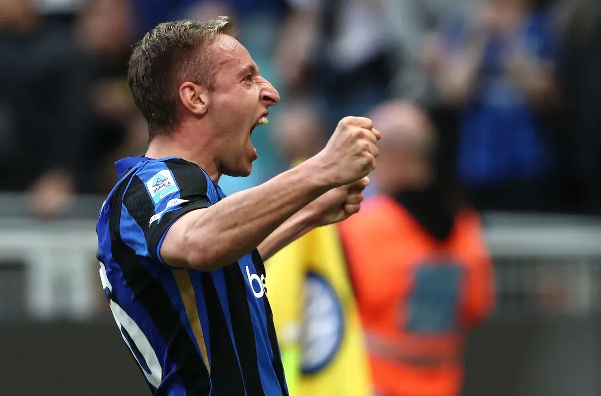 Фратези желан и от грандове от Серия А  
Фенербахче е