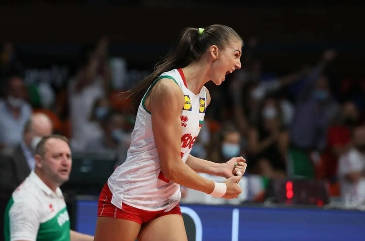 Гънма Грийн Уингс с 12 а победа  
Националката Нася Димитрова