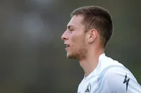 Славия продаде защитник на ААЕК