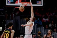 Никола Йокич получи травма при загуба на Маями