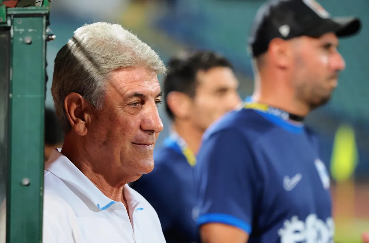 На соколите са предложени една дузина чужденци Въпреки дефицита в